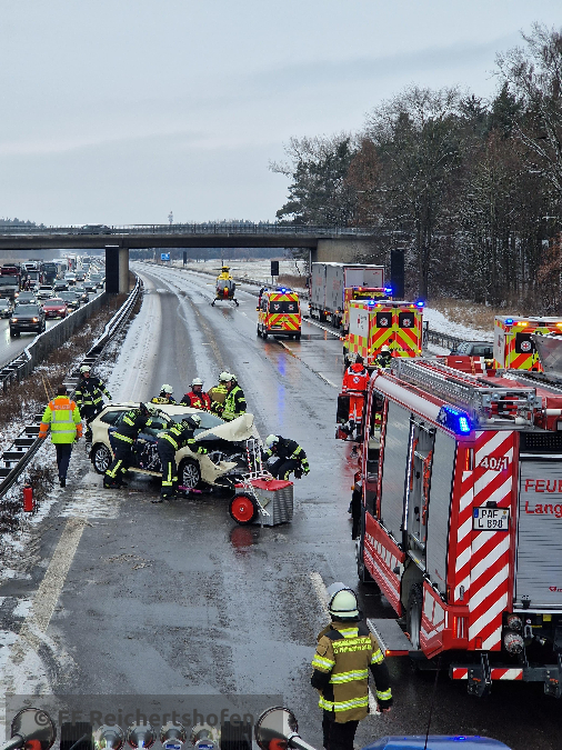 Einsatzfoto Verkehrsunfall mehrere ...