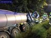 Unfall mit Straßenfahrzeugen, Verkehrshindernis